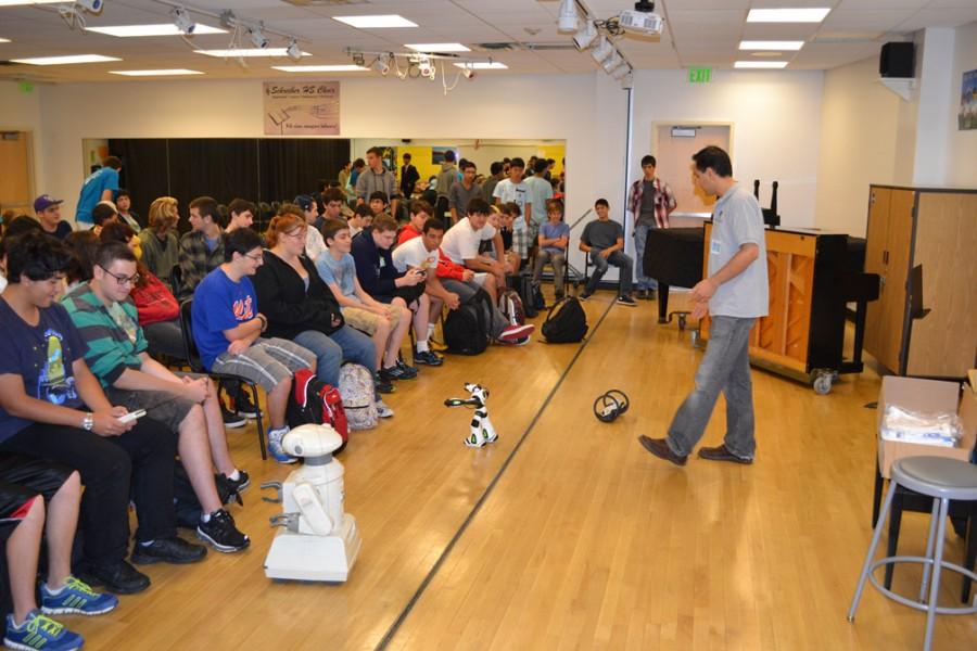 Artificial intelligence developer shares his work with students