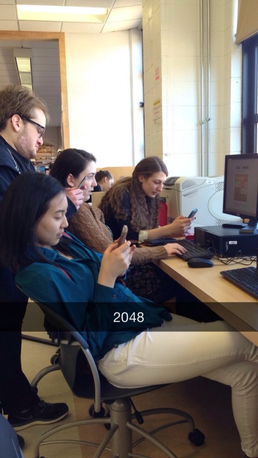 2048: an addicting application that is multiplying in popularity