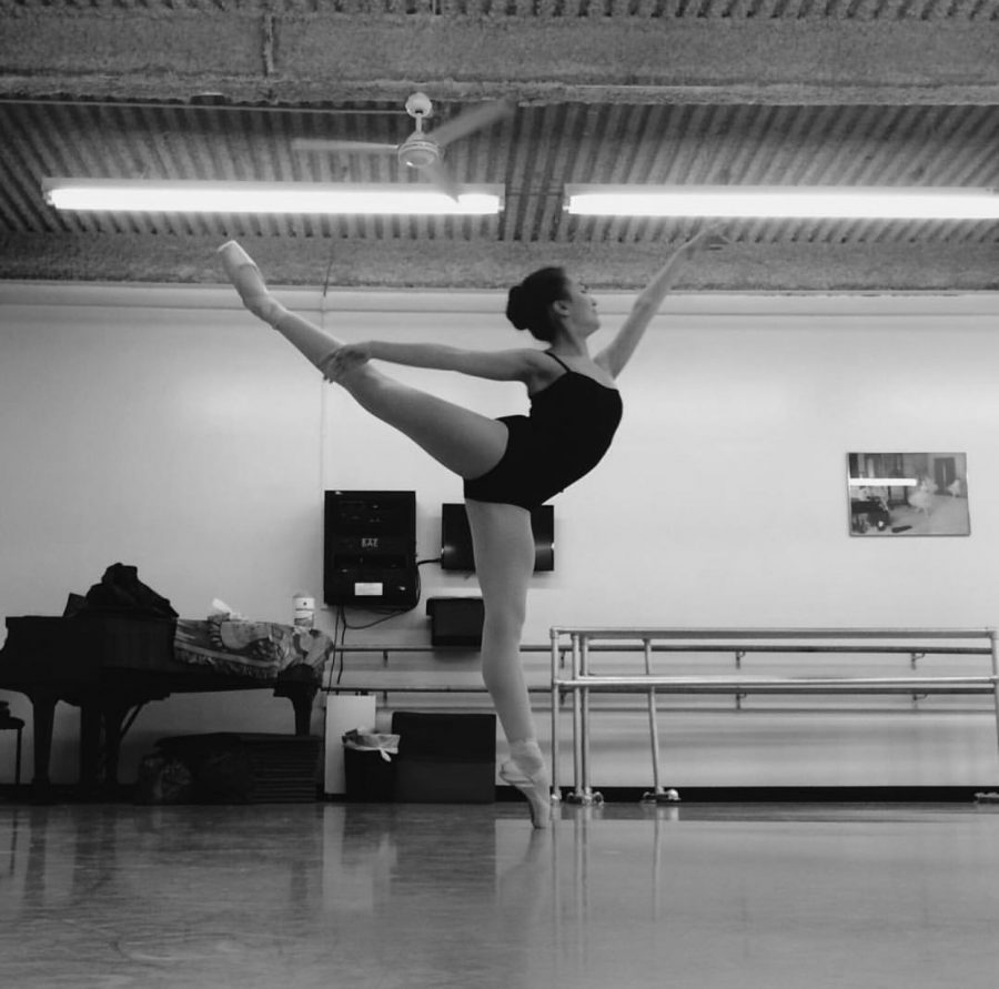 Isabella Hendersons intense practice routine involves spending over 40 hours a week in her ballet studio on the Upper East Side in Manhattan. Henderson balances this rehearsal schedule with a full Schreiber course load.