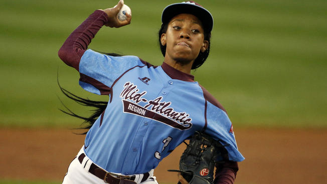 Mone Davis throwing a fastball in the Little League World Series. She will now attend Hampton University to play softball.
