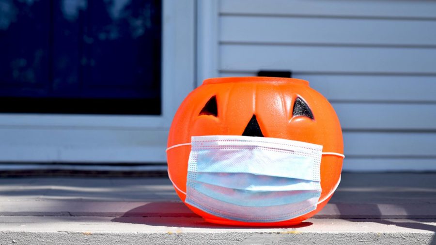 The tricks (and treats) on how to have a COVID-safe Halloween